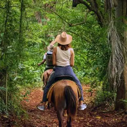 TOUR DE CABALGATA